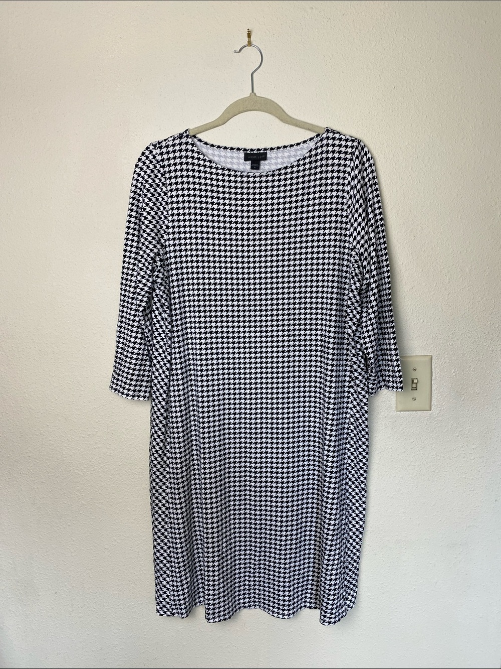 J. Jill Black and White Houndstooth Shift Dress